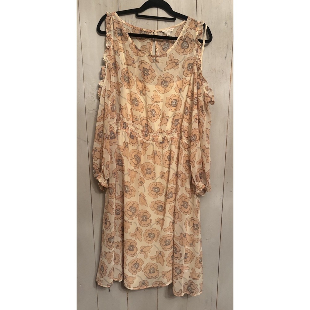 Lucky Brand - Blush floral cold shoulder chiffon smocked waist dress, 2X